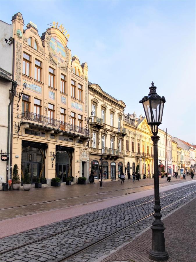 Boutique Hotel Slavia 科希策 外观 照片