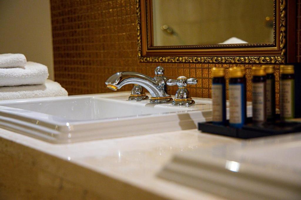 Boutique Hotel Slavia 科希策 外观 照片