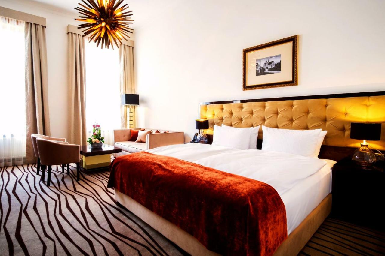 Boutique Hotel Slavia 科希策 外观 照片